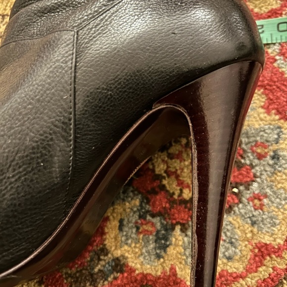 Chanel black leather slouch boots with Cc logo, Pull on with elastic sz 39 - Picture 6 of 10